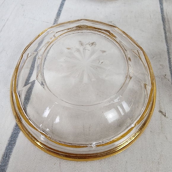 Art Deco Salt Barrel Salt Cellar Pressed Glass Star Motif Gold Rim Set of 6 - Picture 7 of 12